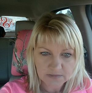 Meet your Posher, Brenda